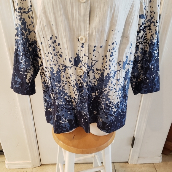 Coldwater Creek Navy and Beige Button-Down Jacket - Picture 2 of 8